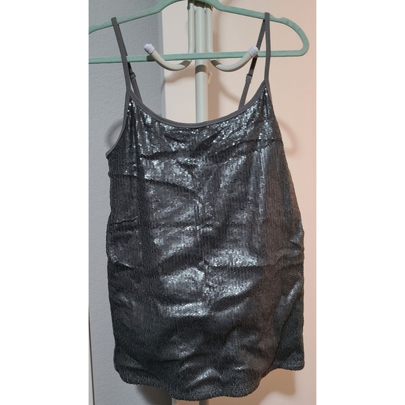 NWT Sequins Top - Picture 3 of 5